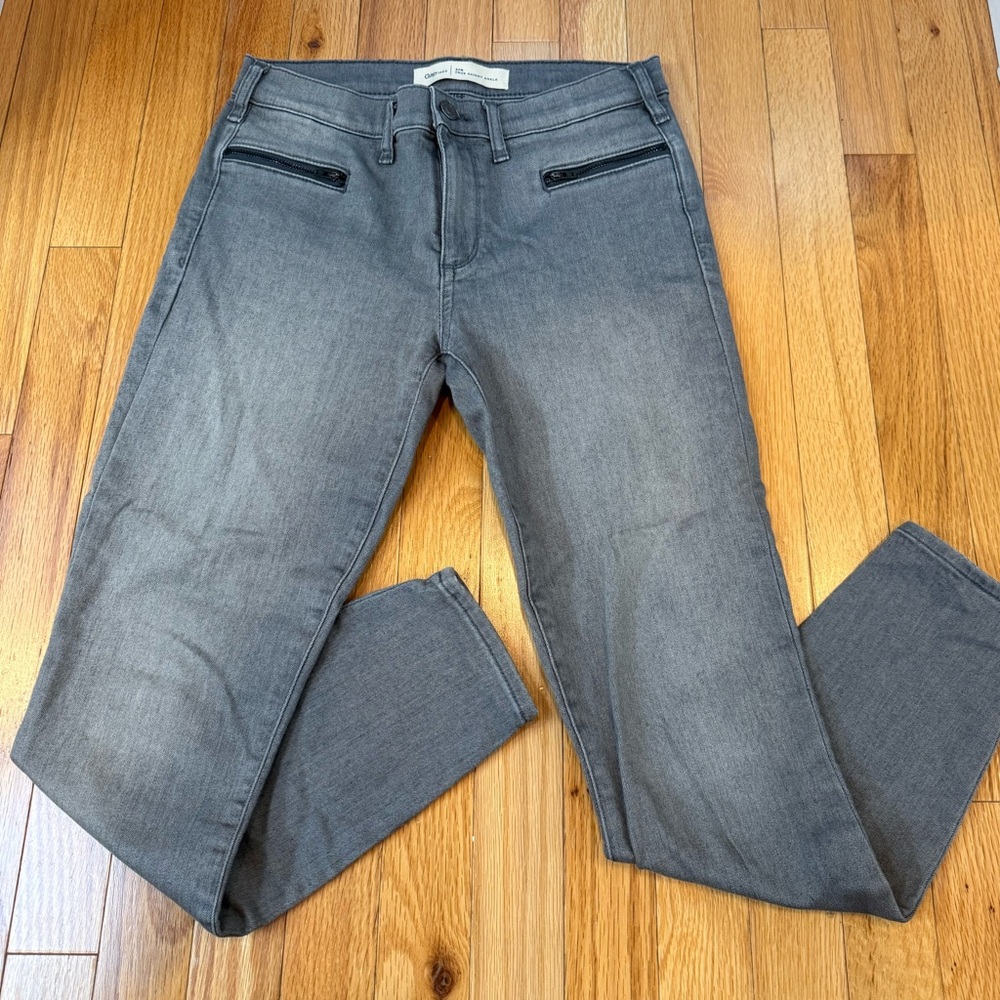Chic GAP Gray Denim Pants with Zipper Accents